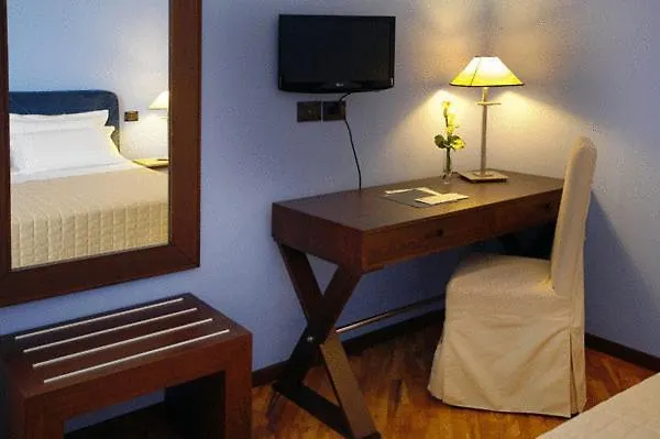 Hotel Messenion Messine